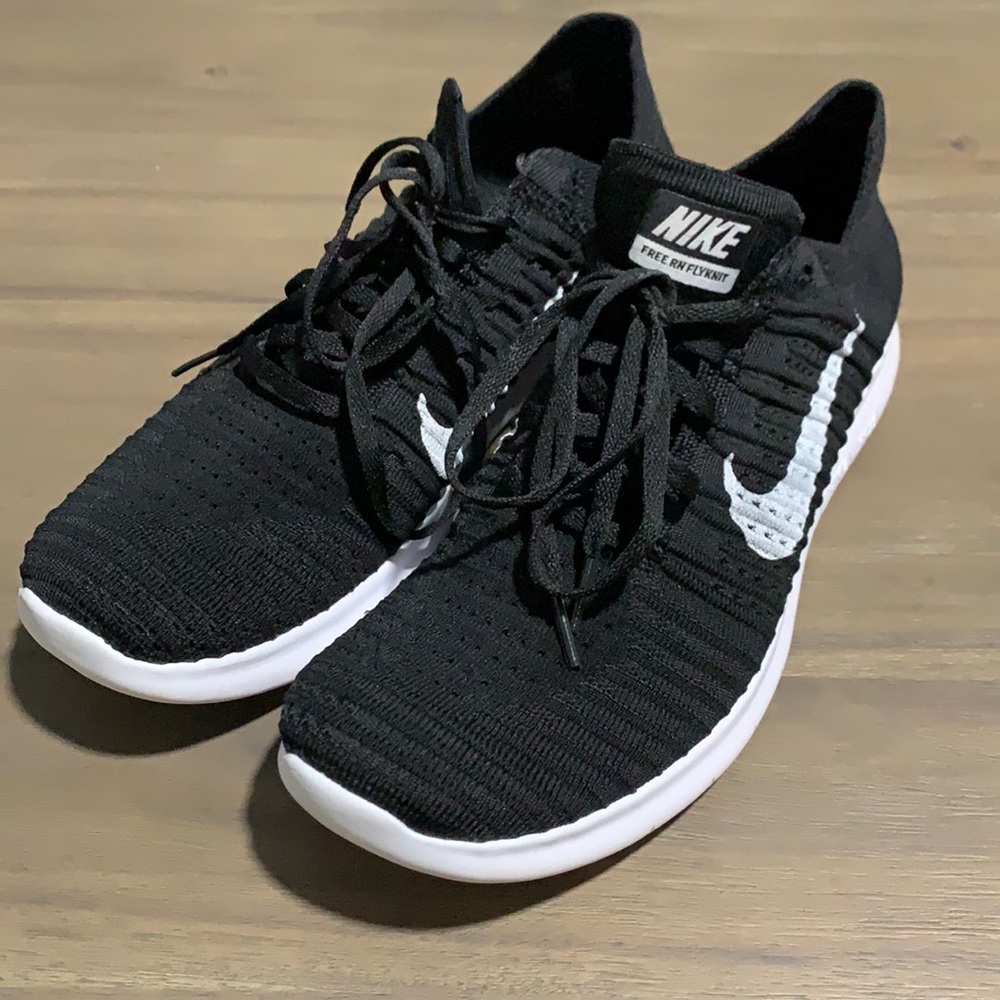 Nike Free flyknit size 10